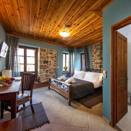 Stone Suites By White Hills Arachova Exteriör bild